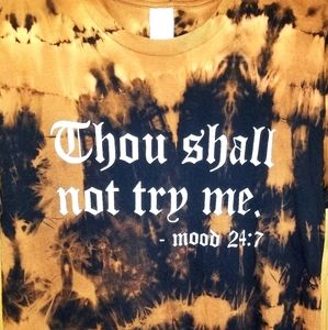 Fun Graphic Tshirt - Grunge Fashion - Size L